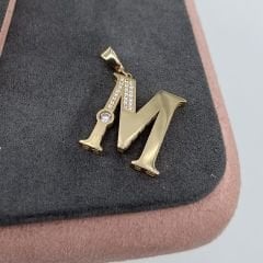 14 AYAR ALTIN M HARFİ KOLYE UCU