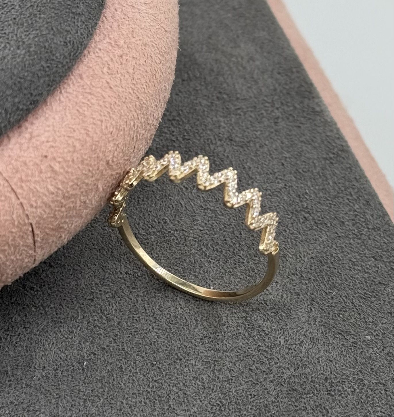 14 AYAR ALTIN ZİGZAG YÜZÜK