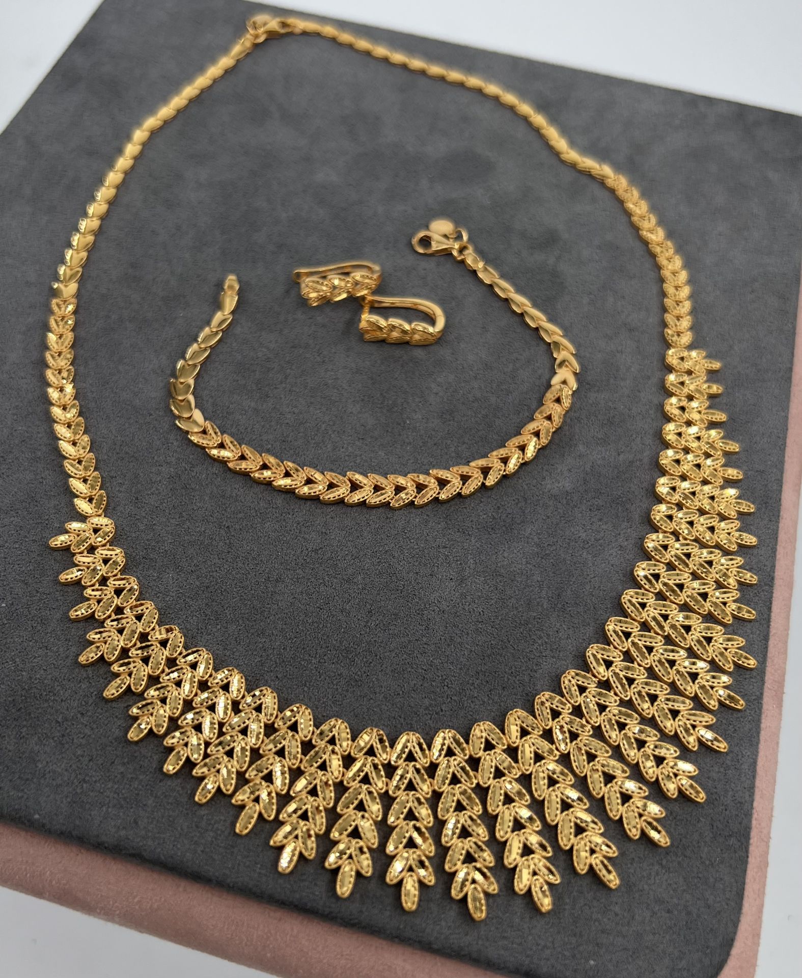 22 AYAR ALTIN BAŞAK SET