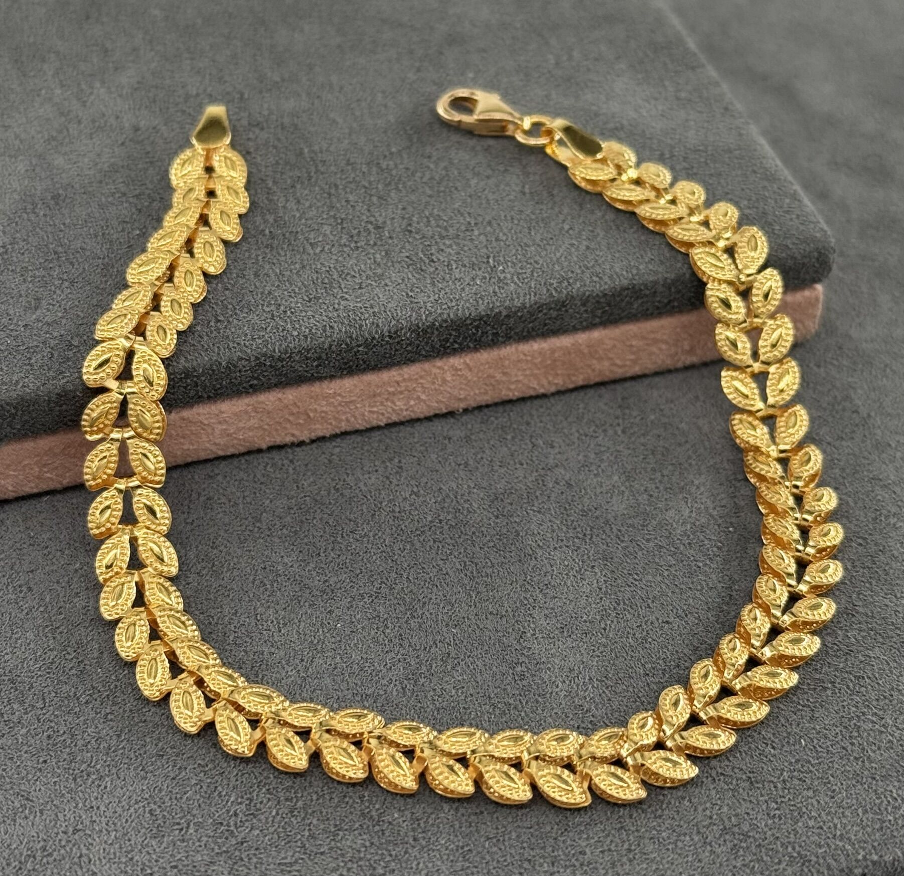 22 AYAR ALTIN BAŞAK BİLEKLİK