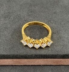 22 AYAR ALTIN BEŞTAŞ YÜZÜK