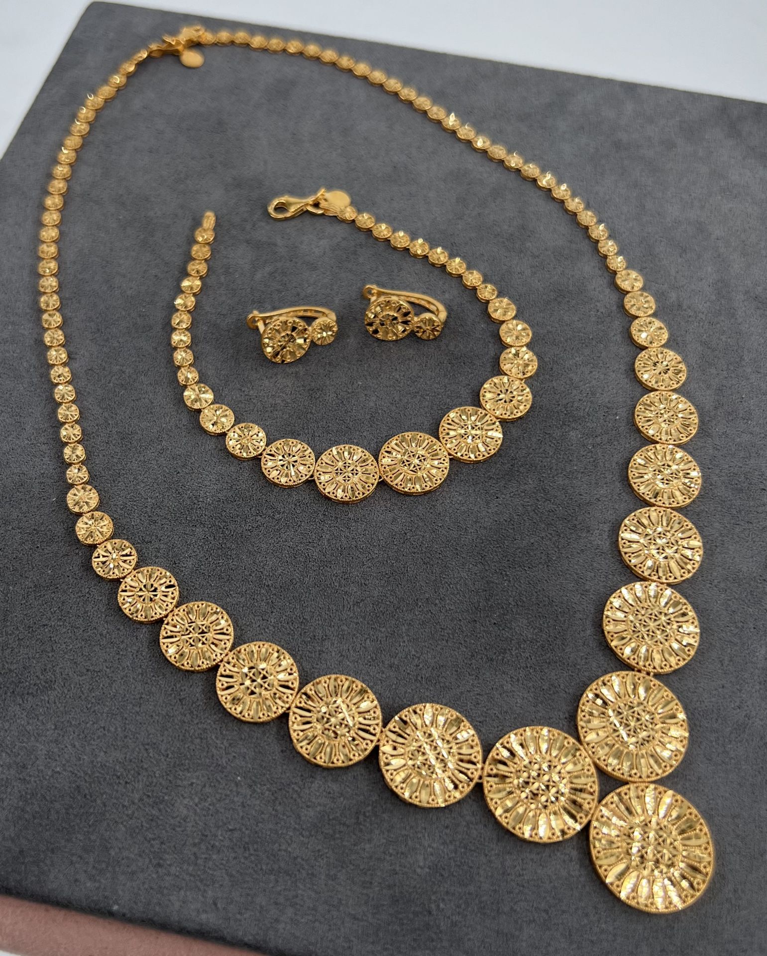 22 AYAR ALTIN SET