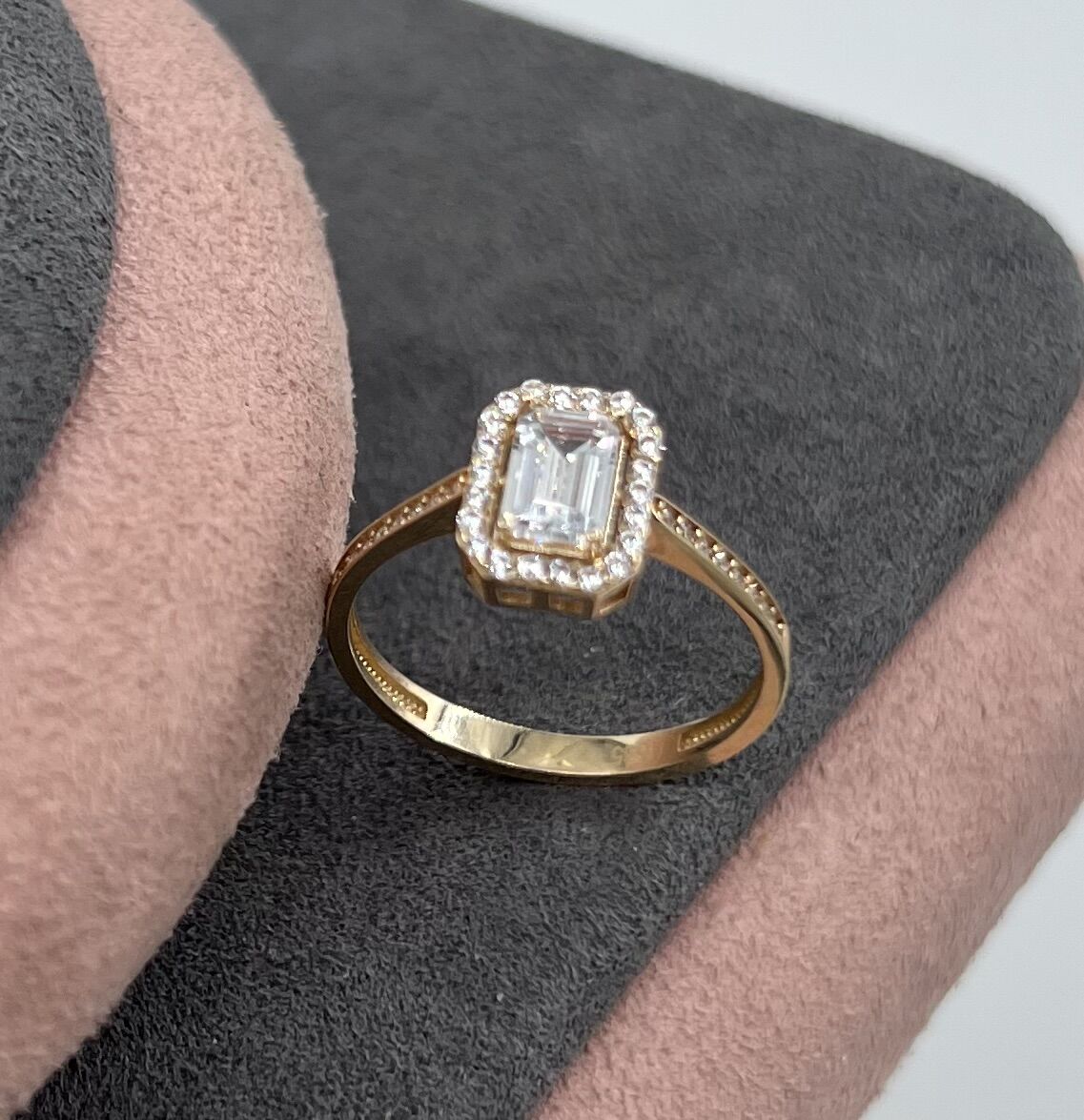 14 AYAR ALTIN BAGET YÜZÜK