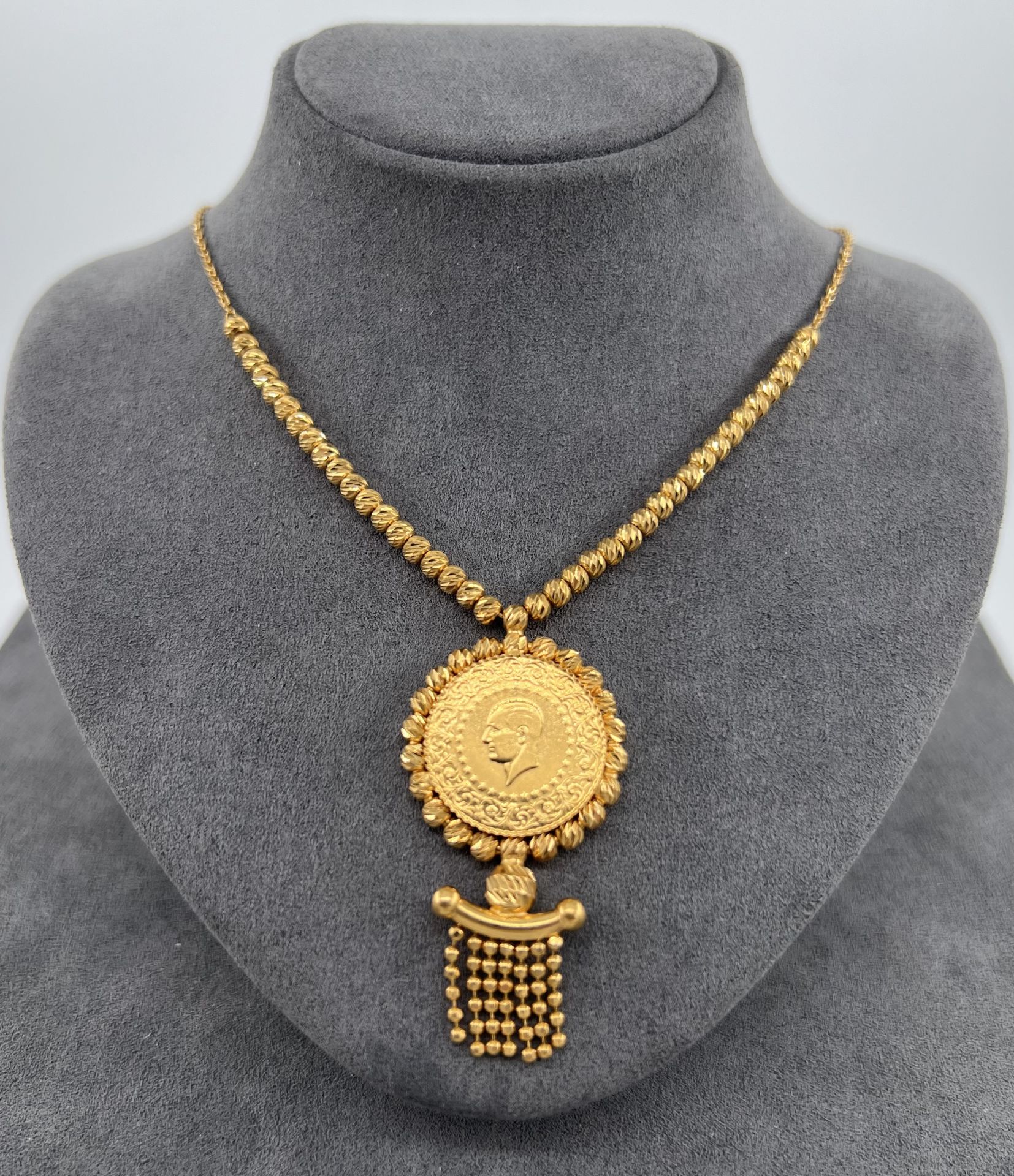 22 AYAR ALTIN ÇEYREK DORİKA TOPLU KOLYE