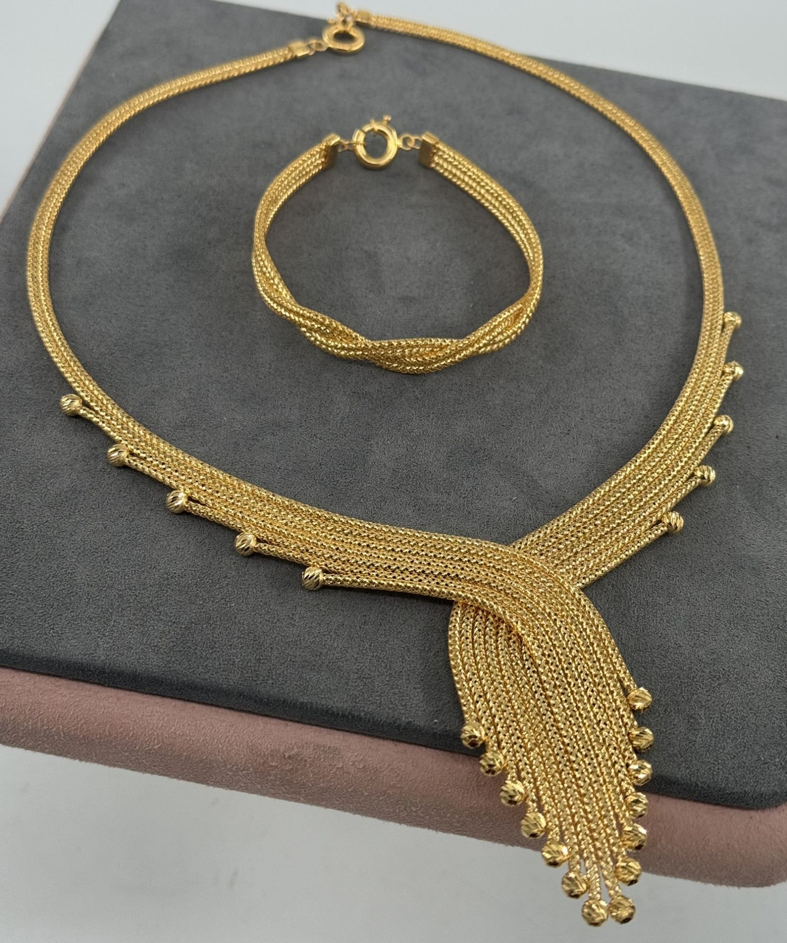 22 AYAR ALTIN KALZE SET