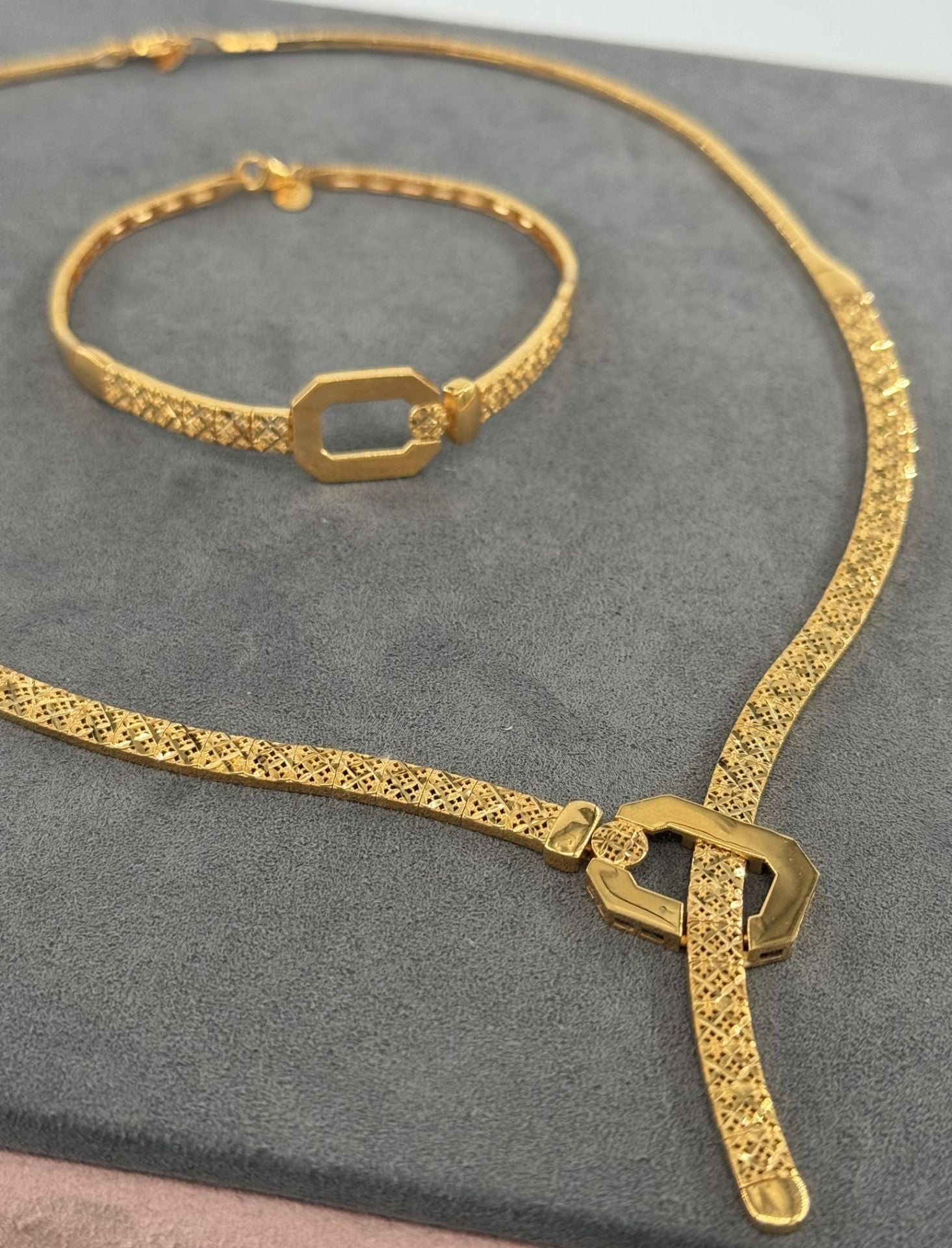 22 AYAR ALTIM KEMER SET