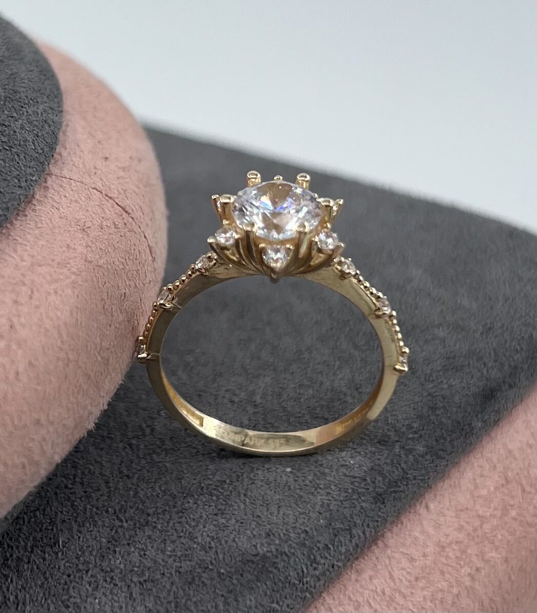 14 AYAR ALTIN LOTUS TEKTAŞ YÜZÜK