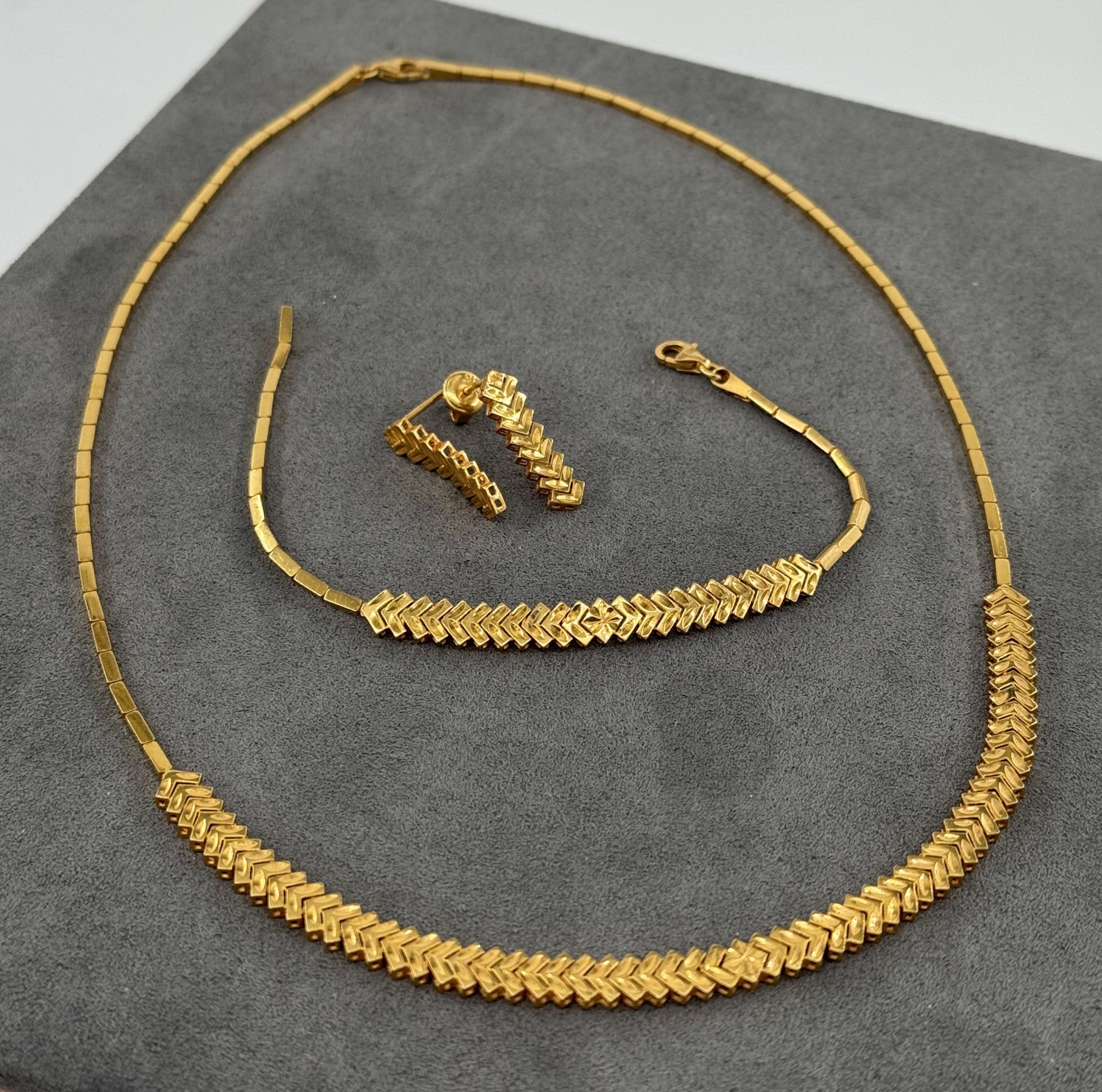 22 AYAR ALTIN KILÇIK SET