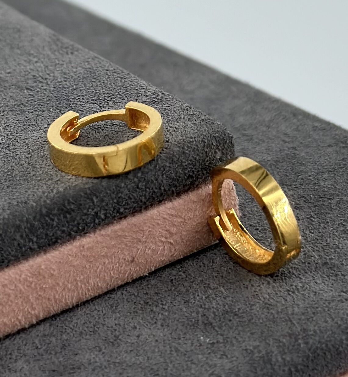 22 AYAR ALTIN 1.2 ÇAPLI HALKA KÜPE