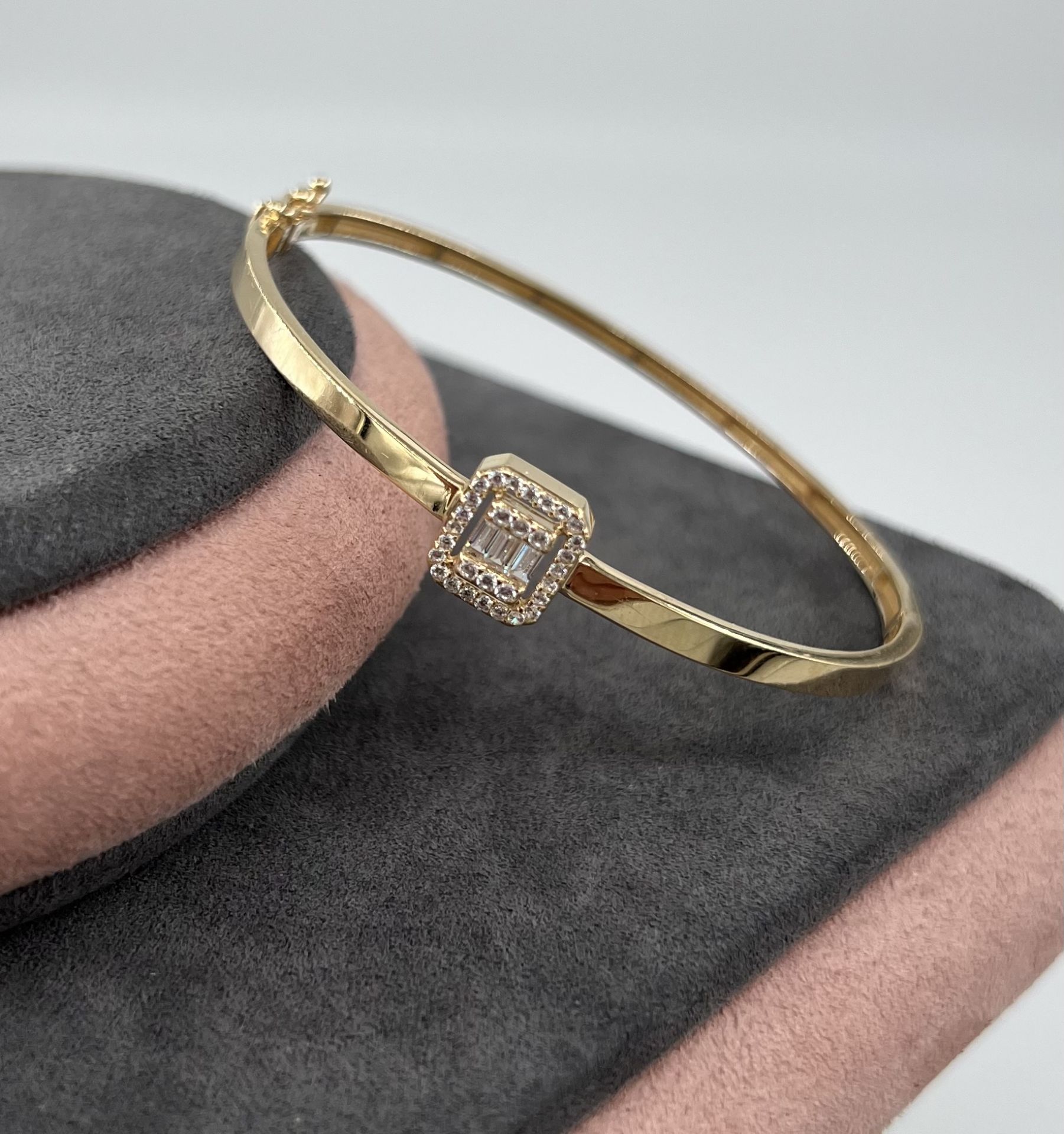 14 AYAR ALTIN BAGET KELEPÇE BİLEZİK