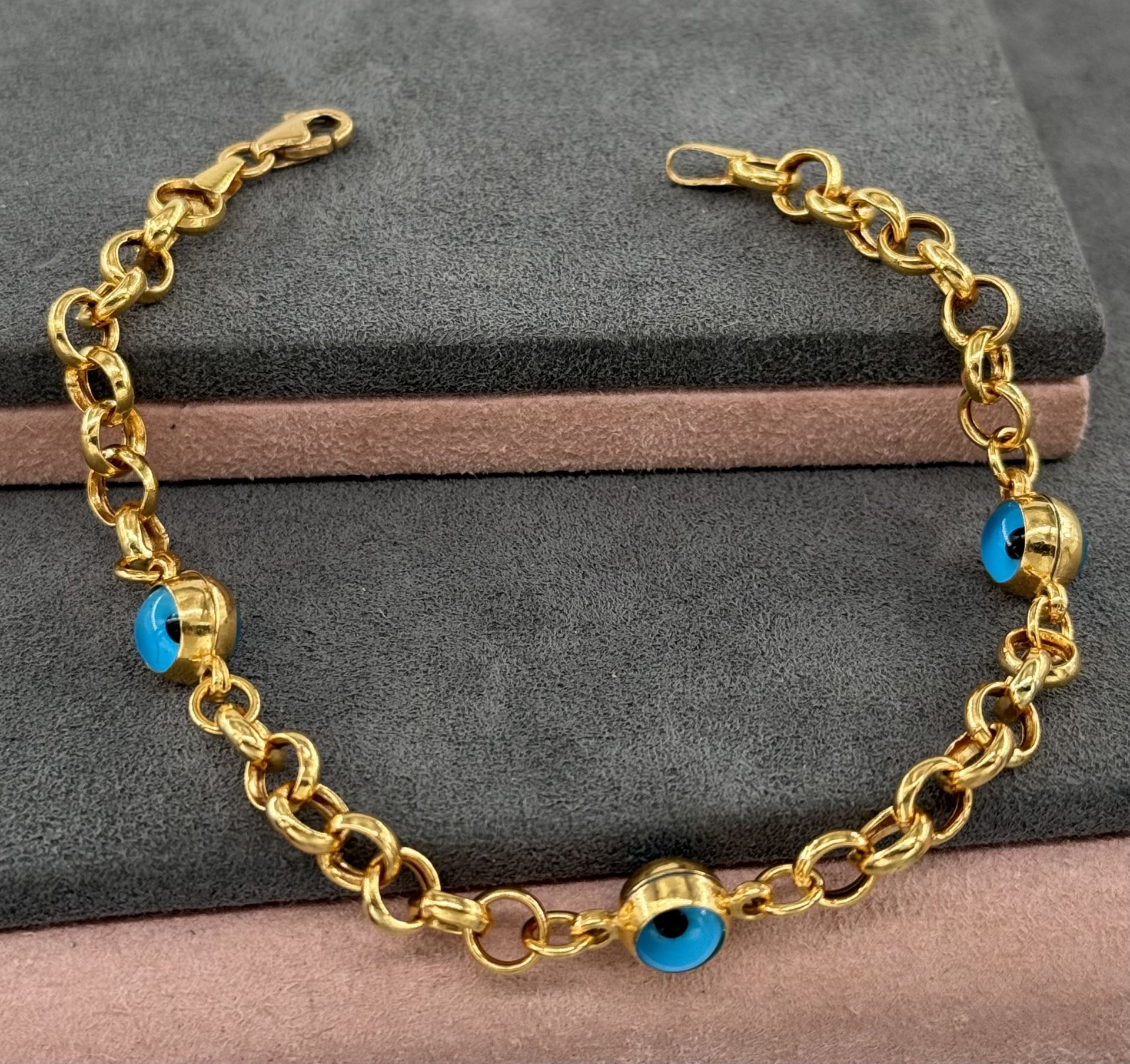 22 AYAR ALTIN DOCH ÜÇ NAZARBONCUKLU BİLEKLİK