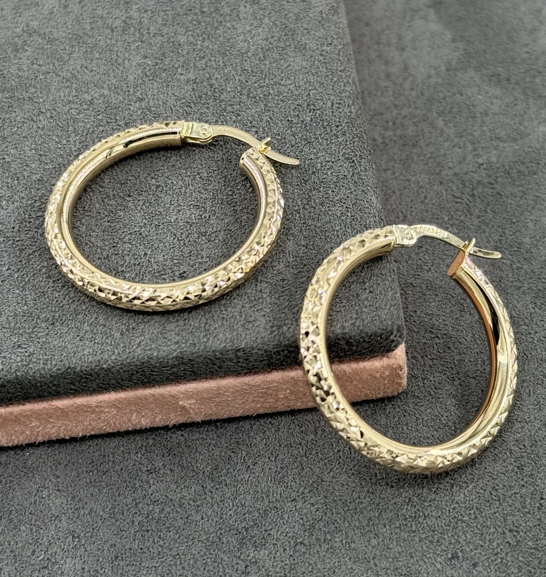 14 AYAR ALTIN 2.8 ÇAPLI HALKA KÜPE