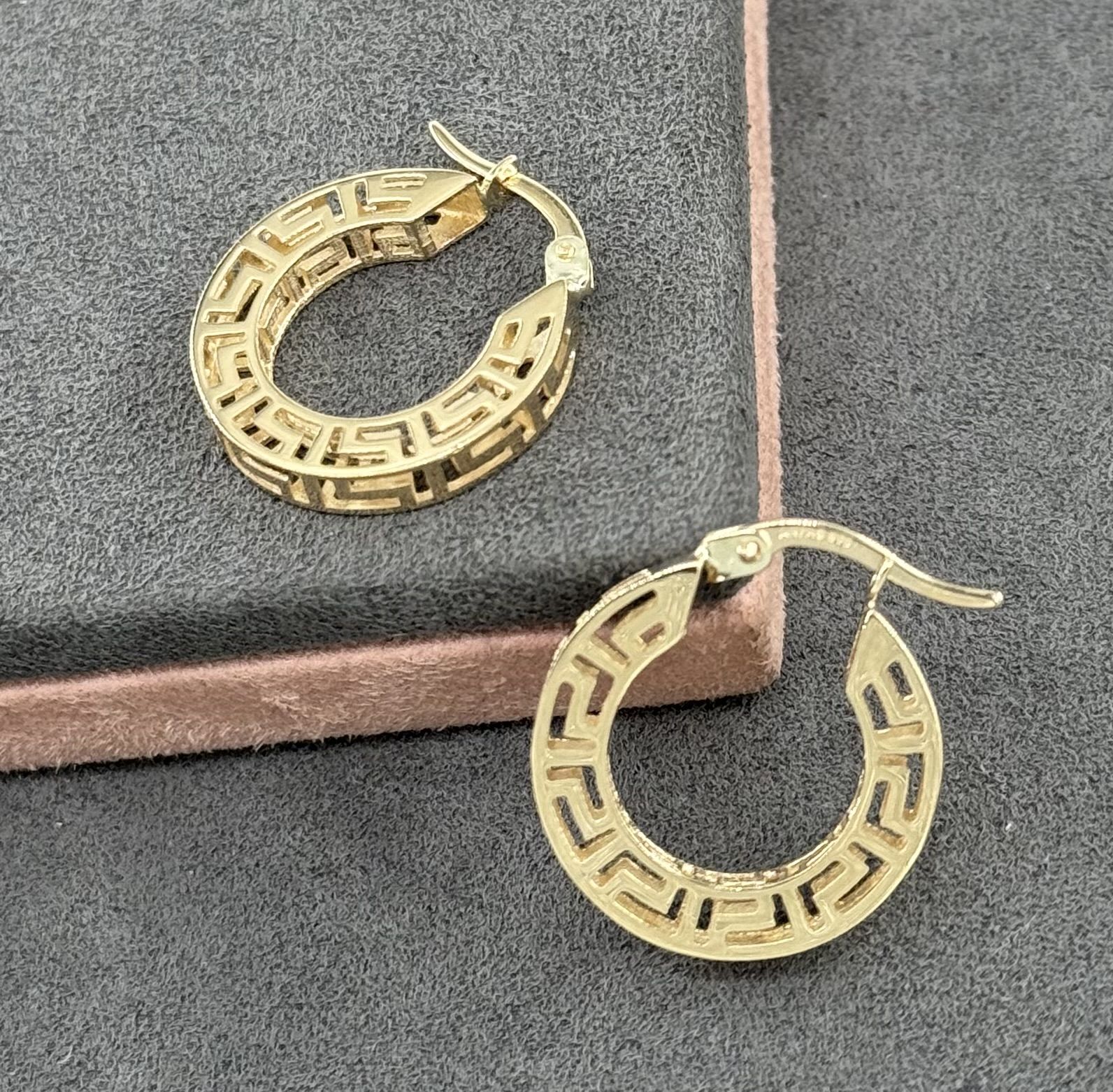 14 AYAR ALTIN 2 ÇAPLI GREEK KEY KÜPE