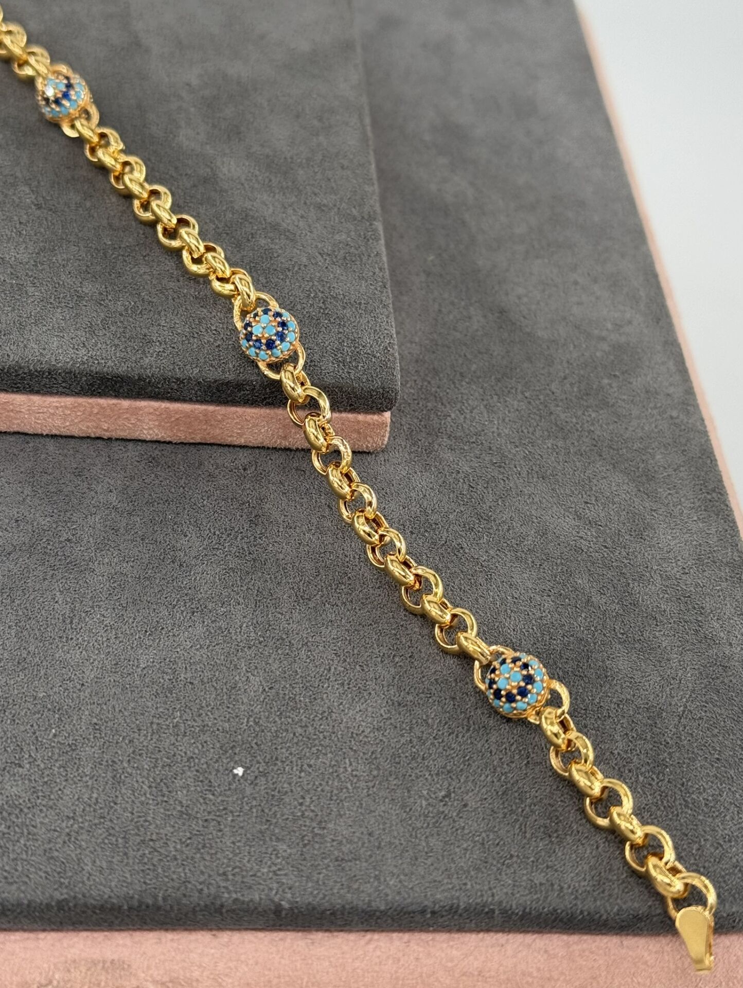 22 AYAR ALTIN DOCH NAZARBONCUKLU BİLEKLİK