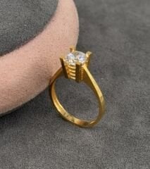 22 AYAR ALTIN TEKTAŞ YÜZÜK